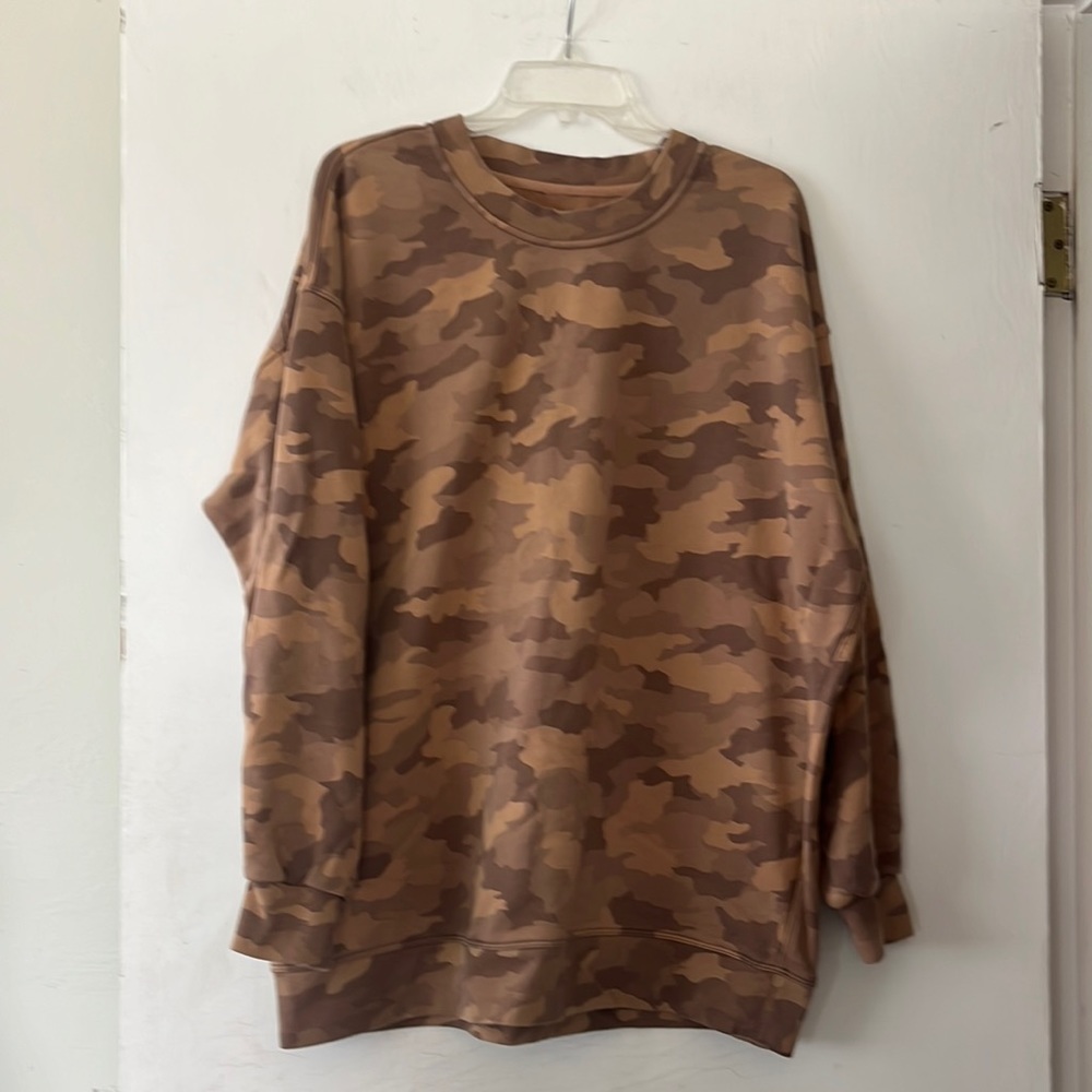Lululemon Perfectly Oversized Crew
Heritage 365 Camo Beige Multi - Picture 4 of 10